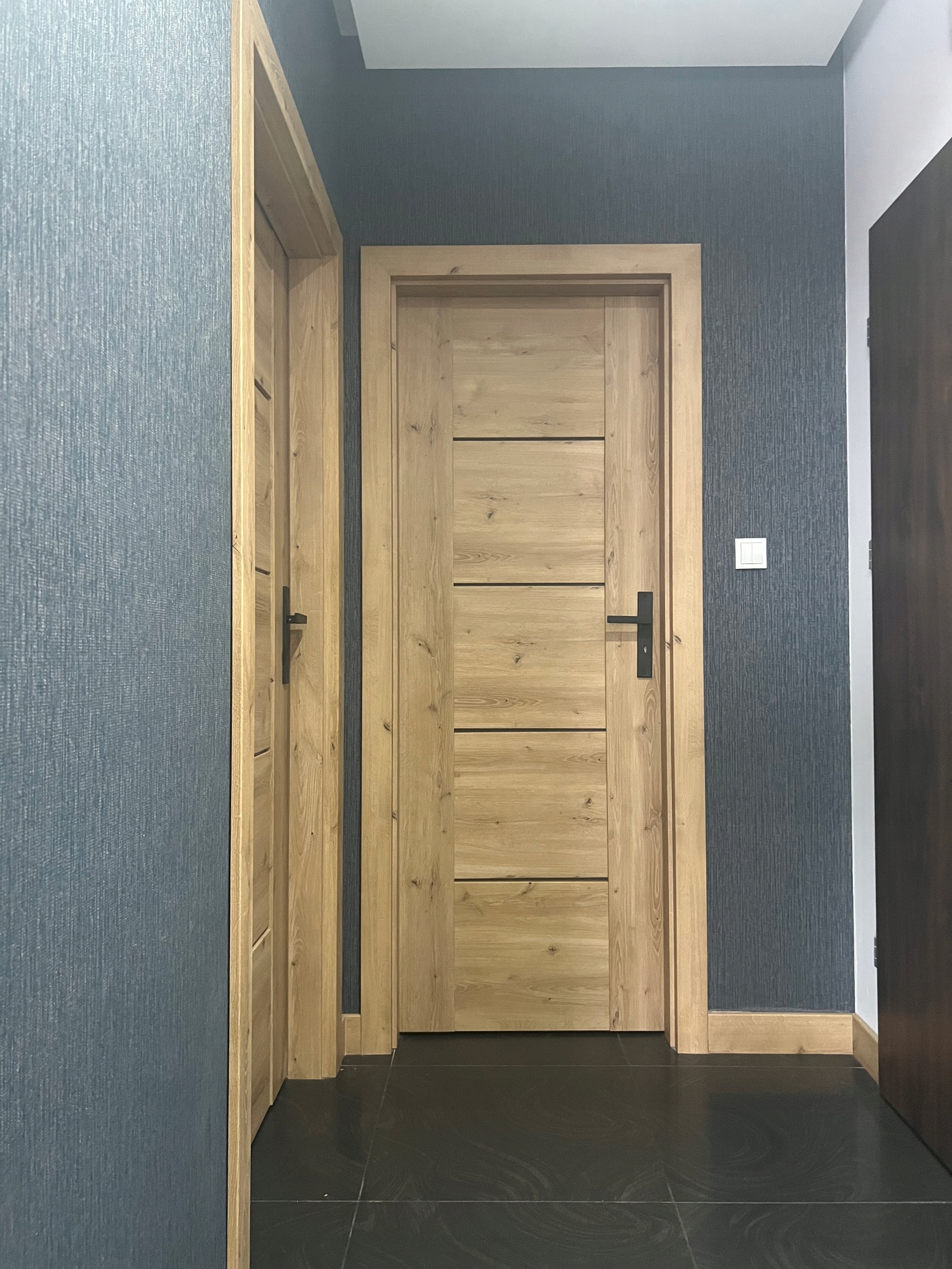 Krídlové dvere WINDOOR POLSKÝ VÝROBCA DVERÍ A ZÁRUBNÍ 80 cm